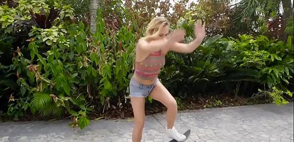  Skater girl Carter Cruise takes a huge cock